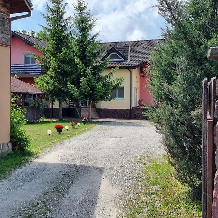 Lend Apartment Miercurea Ciuc Exterior foto