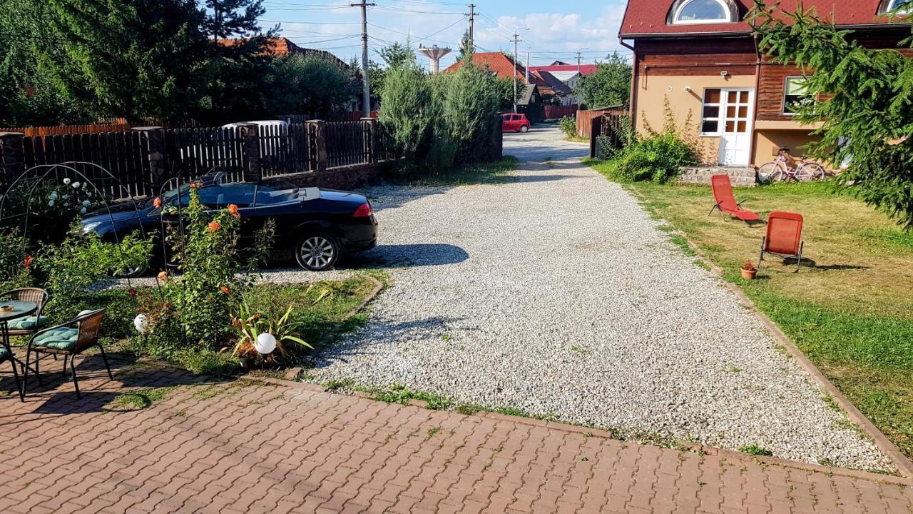 Lend Apartment Miercurea Ciuc Exterior foto