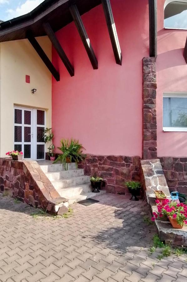 Lend Apartment Miercurea Ciuc Exterior foto